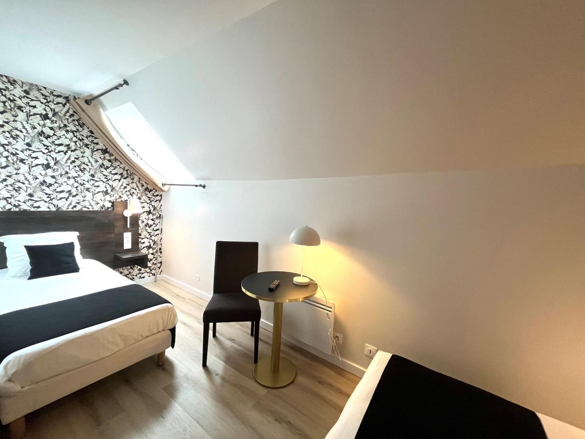 Logis - Hotel De La Baie De Somme Le Crotoy Exterior photo