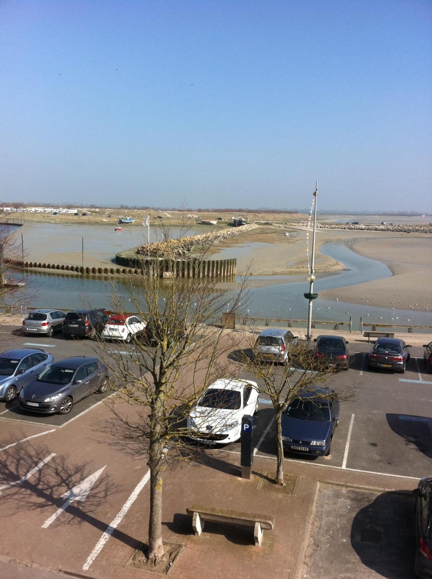 Logis - Hotel De La Baie De Somme Le Crotoy Exterior photo